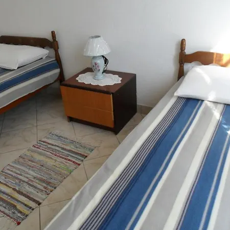 In Okrug Gornji With Seaview, Balcony, Air Condition, Wifi *